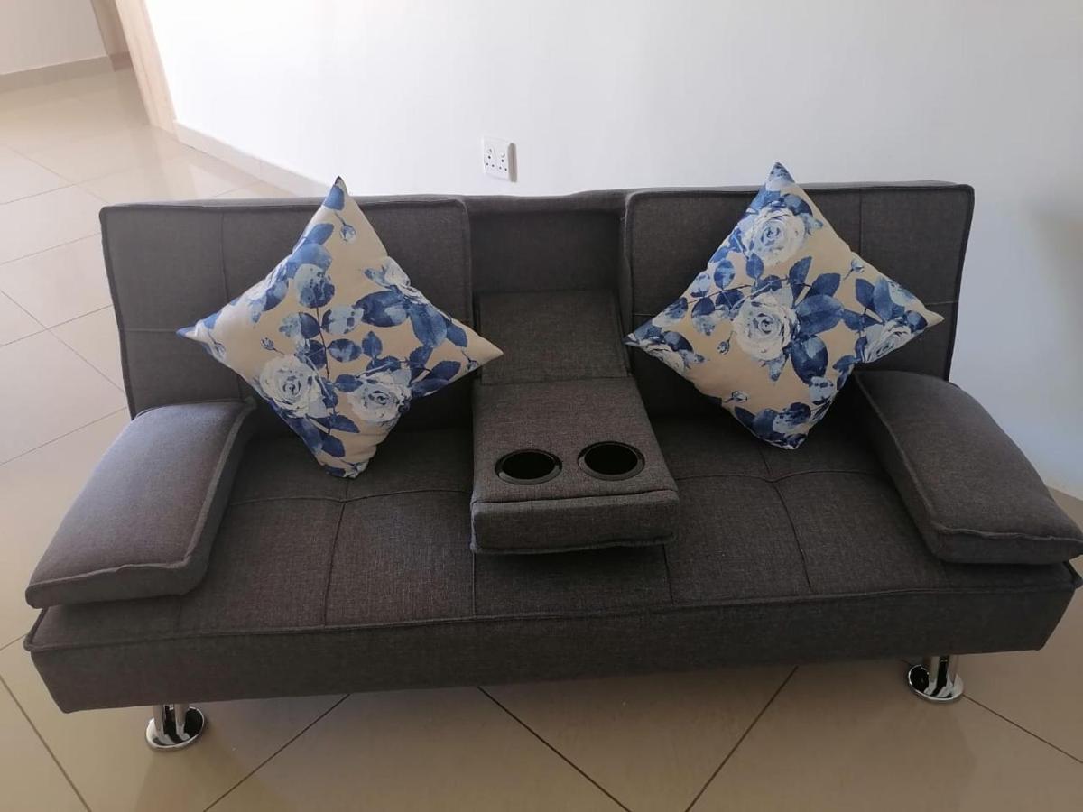 Homestay Proleefic House On Florence Bellville