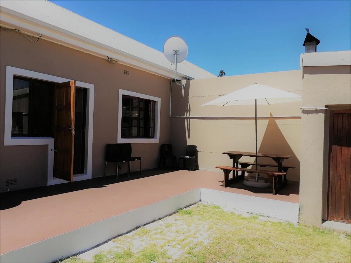 Proleefic House On Florence *
