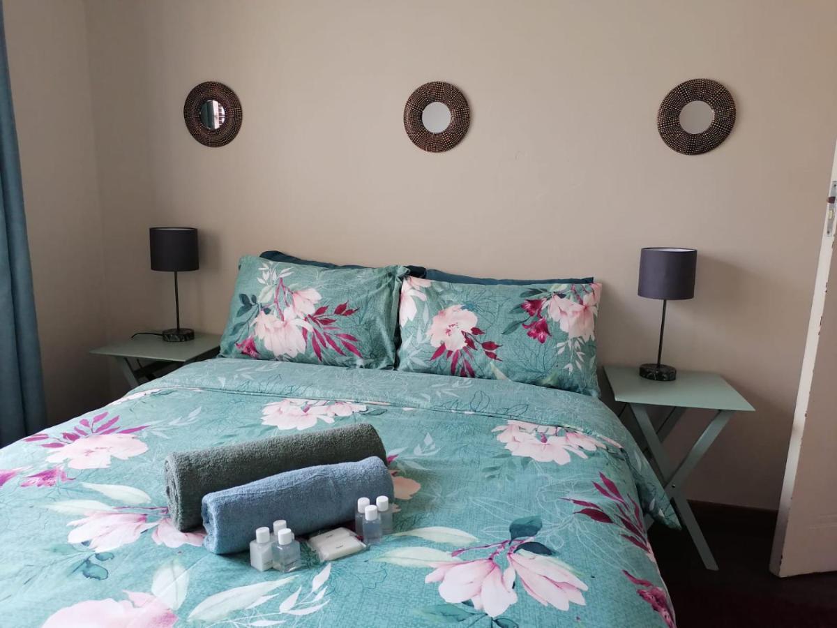 Homestay Proleefic House On Florence Bellville